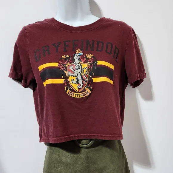 Harry Potter Gryffindor crop T-shirt - Picture 2 of 5